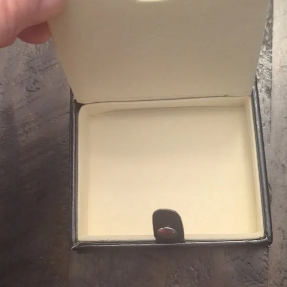 New Black Leather Jewelry Case - Picture 11 of 11